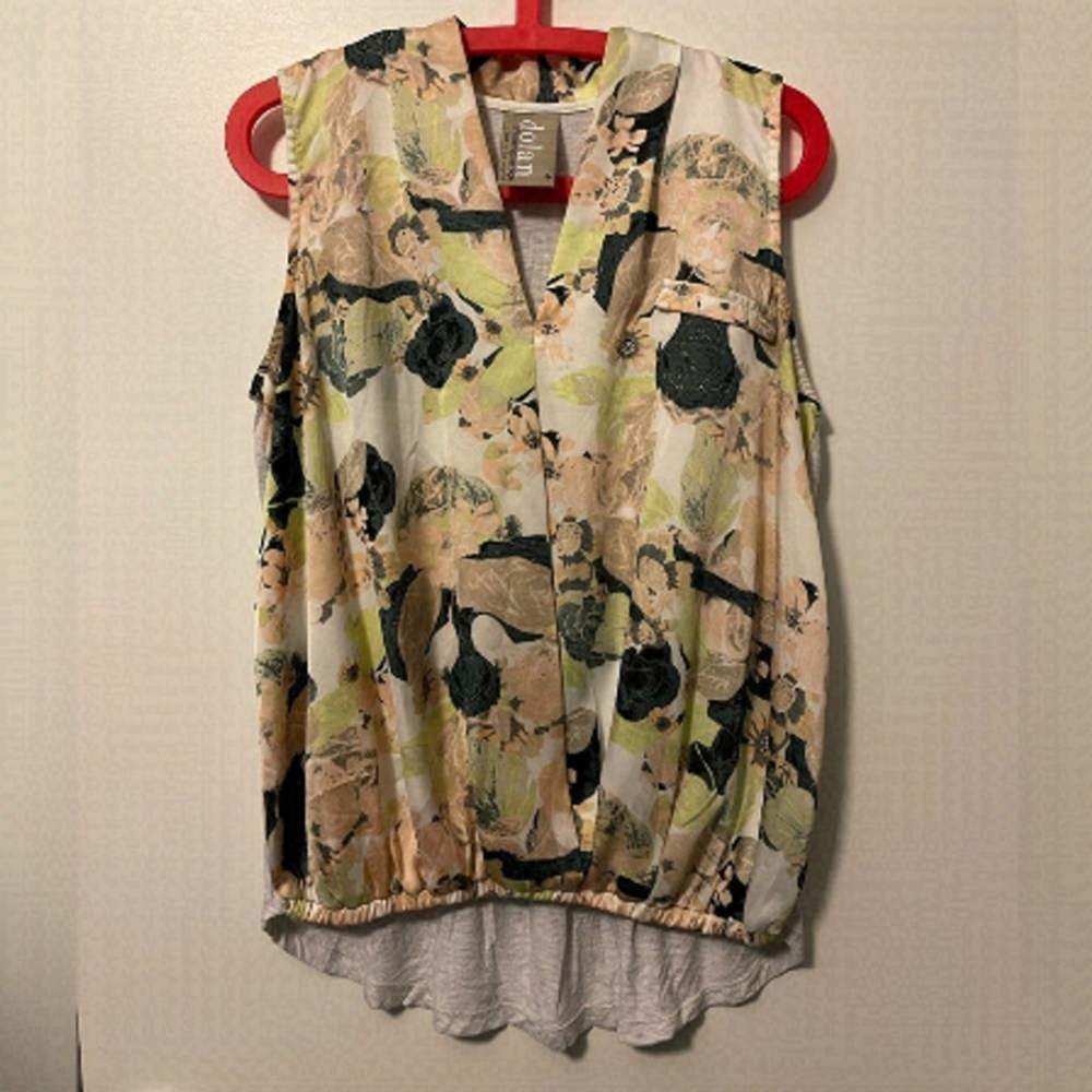 Anthropologie loose sleeveless blouse